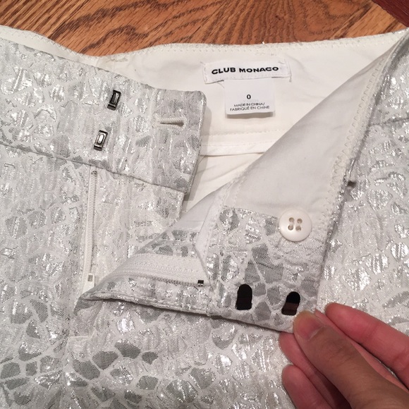 Club Monaco shorts - Picture 4 of 4